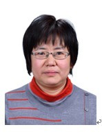 李 艳 照片