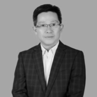 李翅 照片