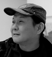 潘越 照片