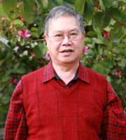 萬其明 照片