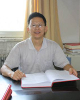 李彦威 照片