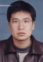 梁义维 照片