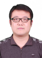 王宇 照片