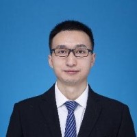 王龙 照片
