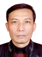 杨平 照片