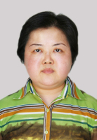 王薇 照片