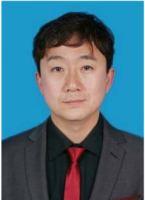 徐鑫 照片