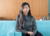 王西鸾 照片
