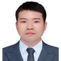 侯鹏 照片