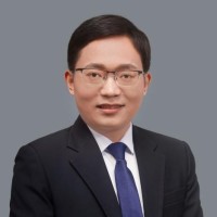 吕辉 照片