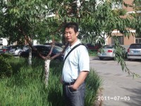 吴瑜 照片