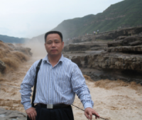 吴晗平 照片