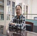 甘维兵 照片