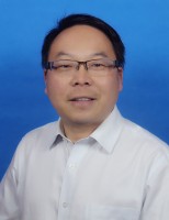 黄永炳 照片