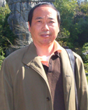黄秋元 照片