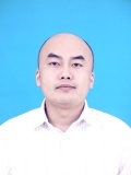 李屾 照片