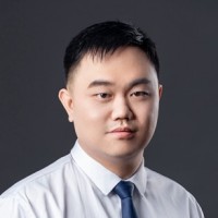 李蔚 照片
