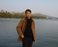 肖洪平 照片