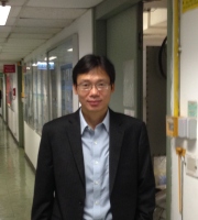 杨小平 照片