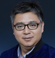 巴战龙 照片