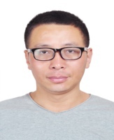 龚朝阳 照片