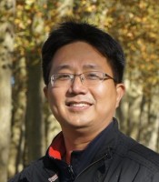 陈彬 照片
