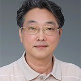 王秋泉 照片