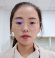 程卓 照片