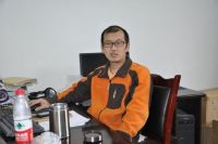 张勇 照片