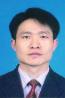 李成华 照片