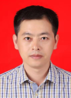 杨正华 照片