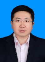 贾嵘 照片