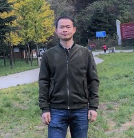 陈鑫 照片