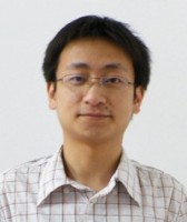 何立火 照片
