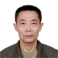 胡予濮 照片
