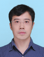 刘立 照片