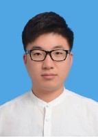 董强 照片
