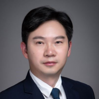 李龙 照片