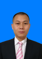 龙昌柏 照片