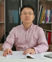 石磊 照片
