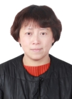 曹伦 照片