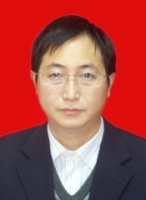 符杰 照片