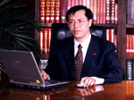 何建平 照片