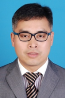 黄林 照片