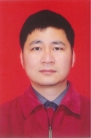 靳斌 照片