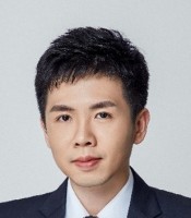 郭远 照片