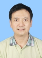彭忆强 照片