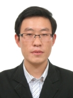 孙章 照片