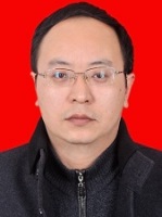 童勇 照片