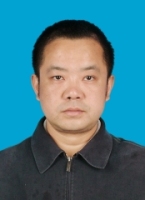 向天宇 照片